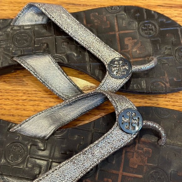 Tory Burch Silver Flip Flops - Picture 3 of 6